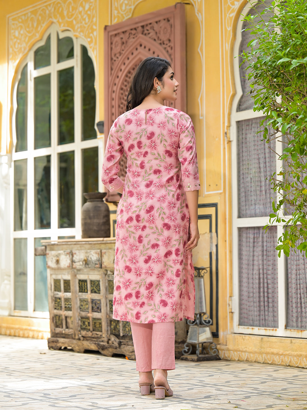 Blush Pink Floral Kurta Set With Dupatta