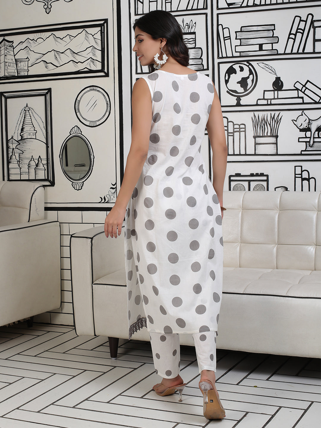 White And Grey Polka Dots Kurta Set With Lace Detail