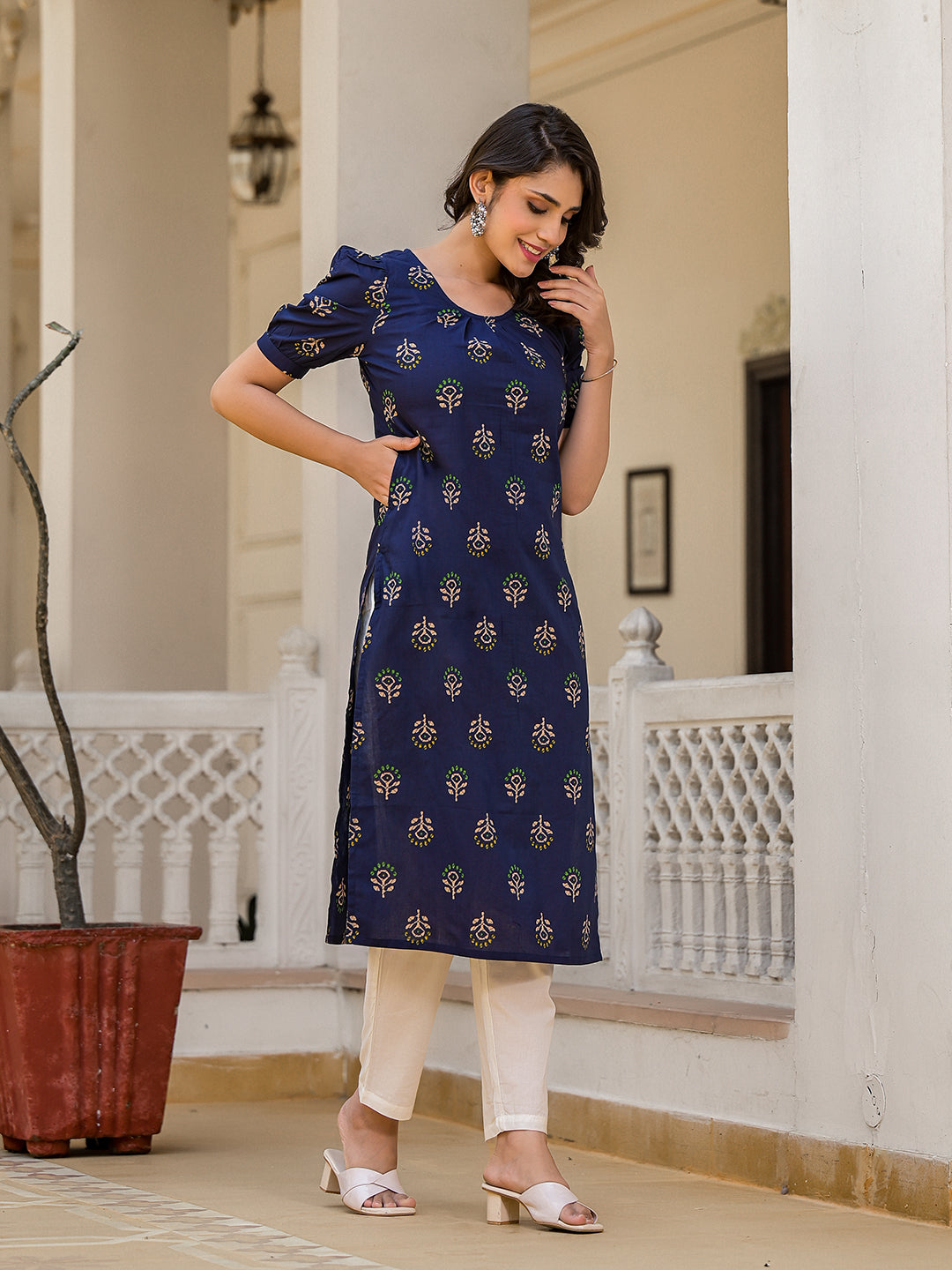 Indigo Straight Kurta with Puffed Sleeve