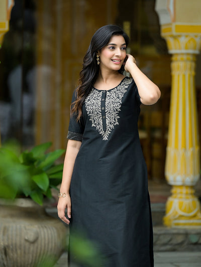 Black Kurta Set with Zari Embroidery