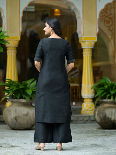 Black Kurta Set with Zari Embroidery