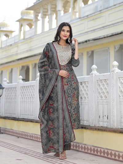 Grey Bandhani Kurta Set with embroidered patch on yoke