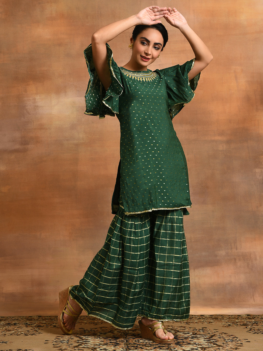 Green Embellished Straight Kurta With Palazzo