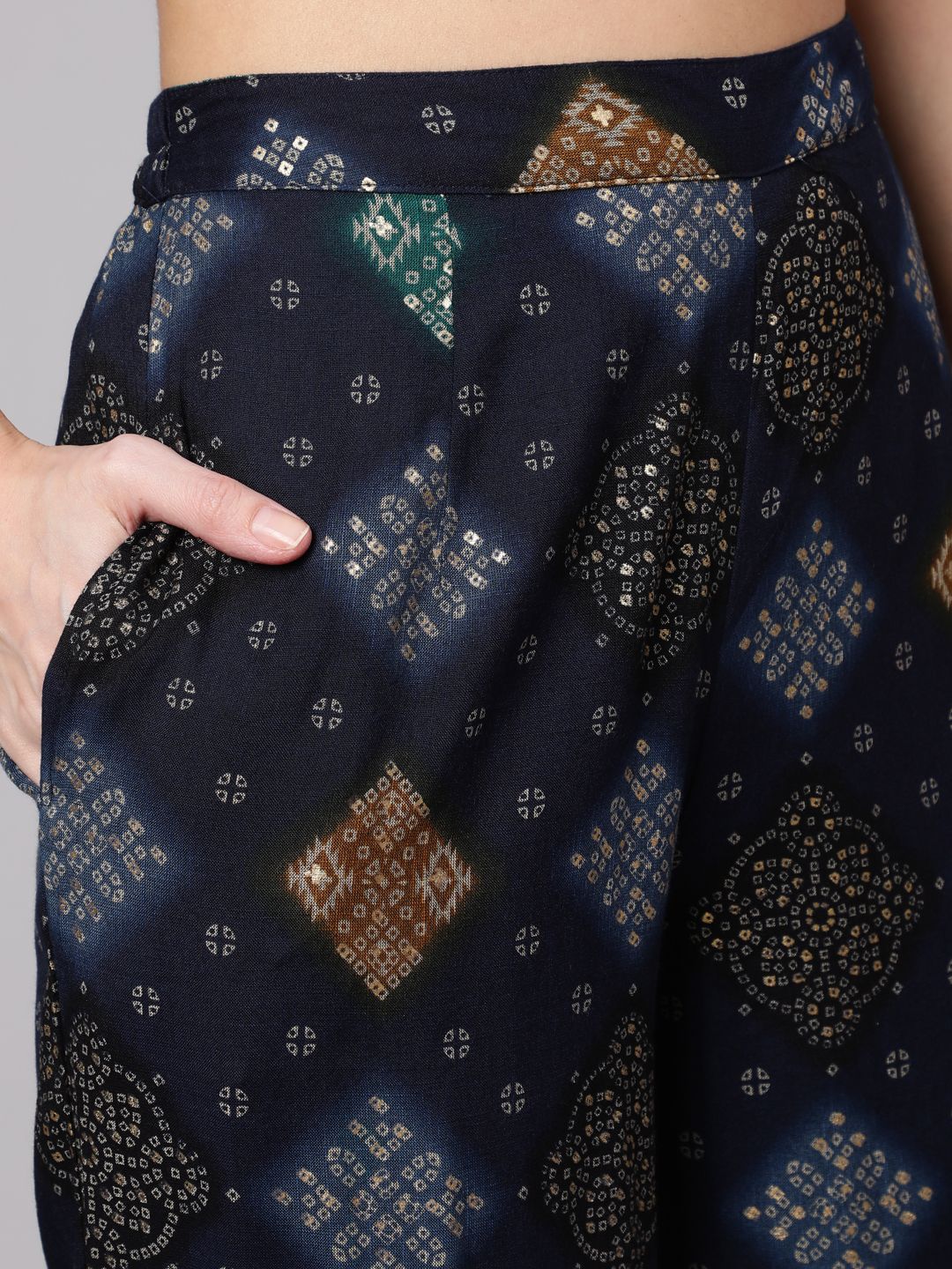 Navy Blue Printed Straight Kurta With Palazzo