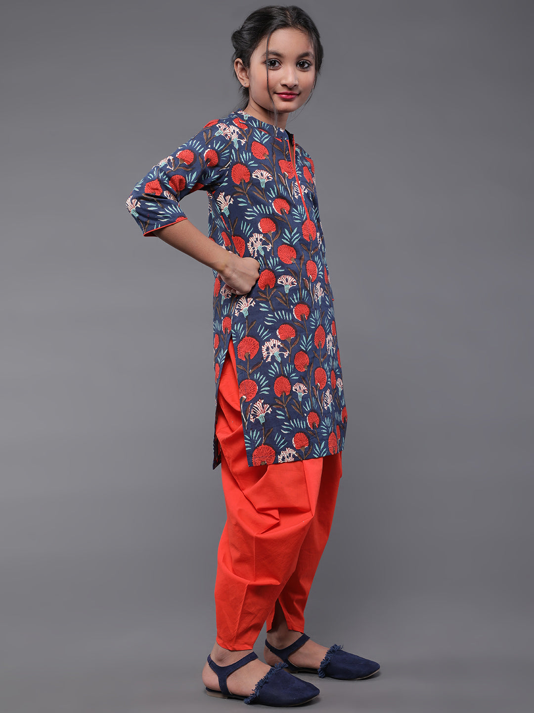 Blue Floral Print Kurta With Dhoti Pant