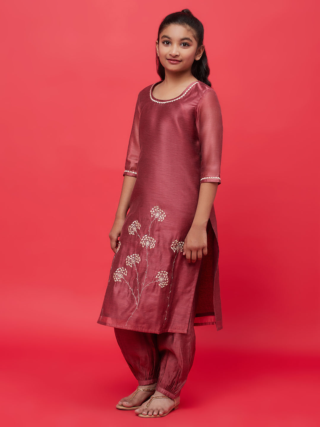 Brown Embroidered Kurta With Balloon Pant