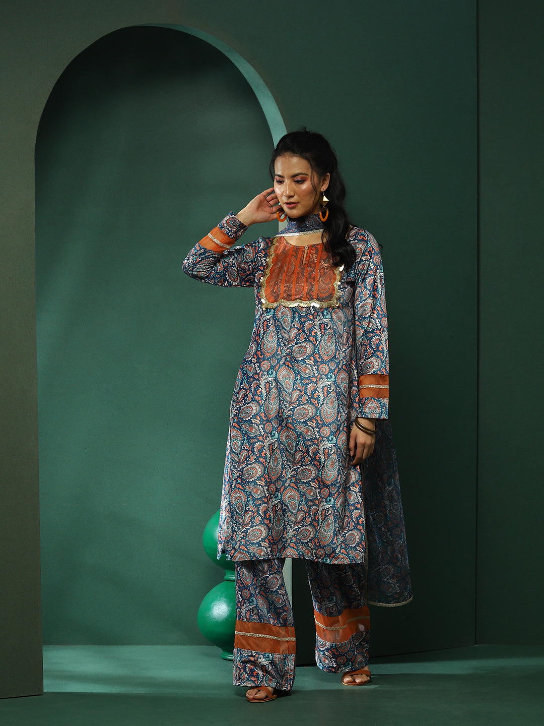 Blue Ethnic Motifs Kurta Palazzo With Lace Detailed Dupatta