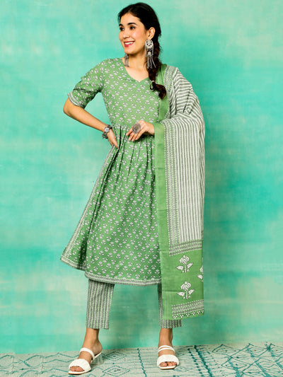 Green Ethnic Motifs Nyra-Cut Kurta Pant With Dupatta