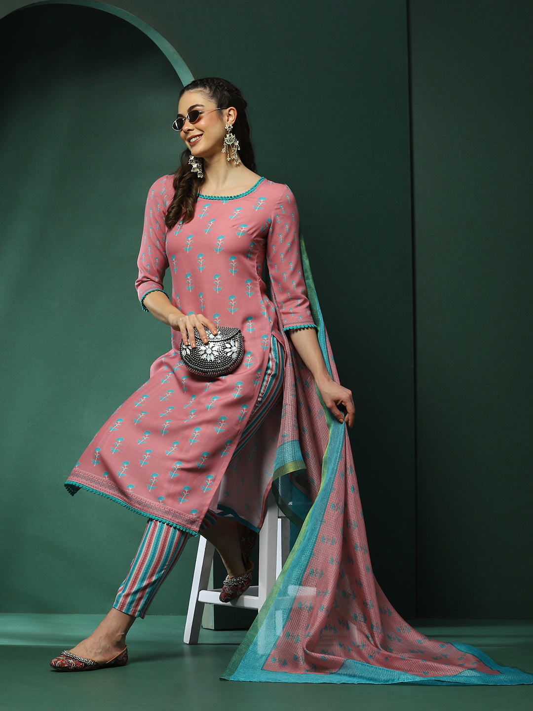 Pink Floral Print Kurta Pant With Dupatta