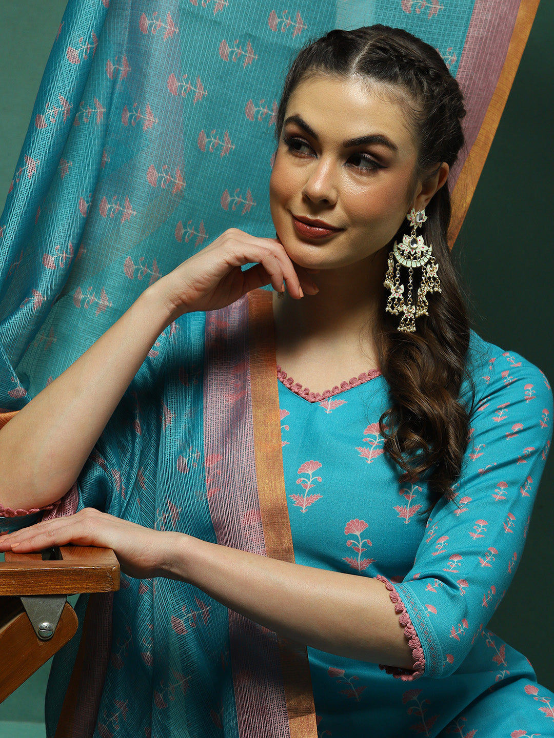 Blue Floral Print Kurta Pant With Dupatta