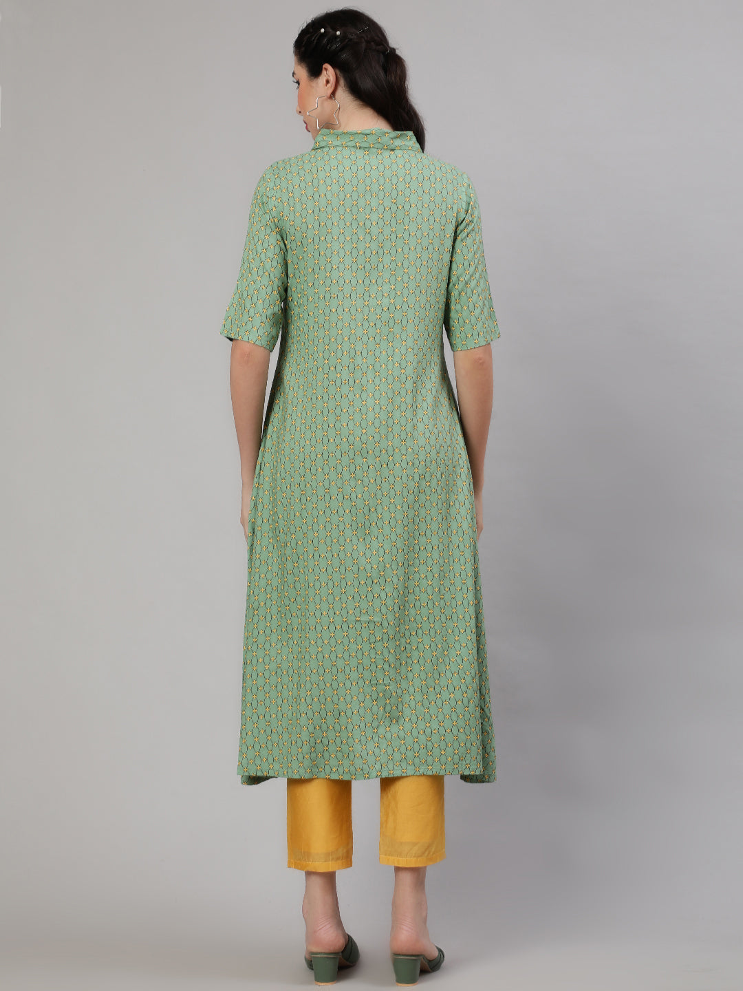 Green Printed A-Line Kurta With Pant