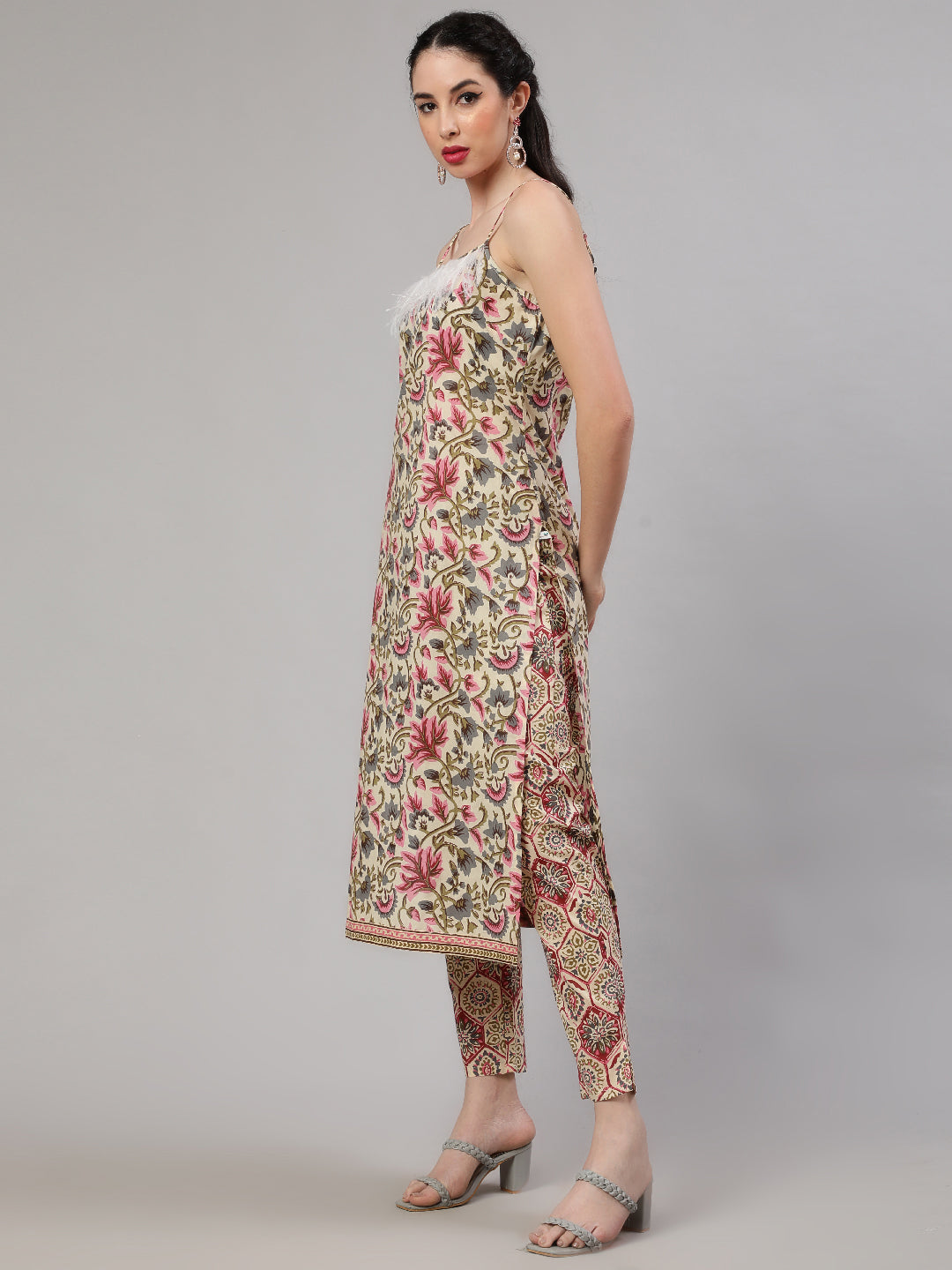 Cream Floral Print Kurta Pant With Dupatta