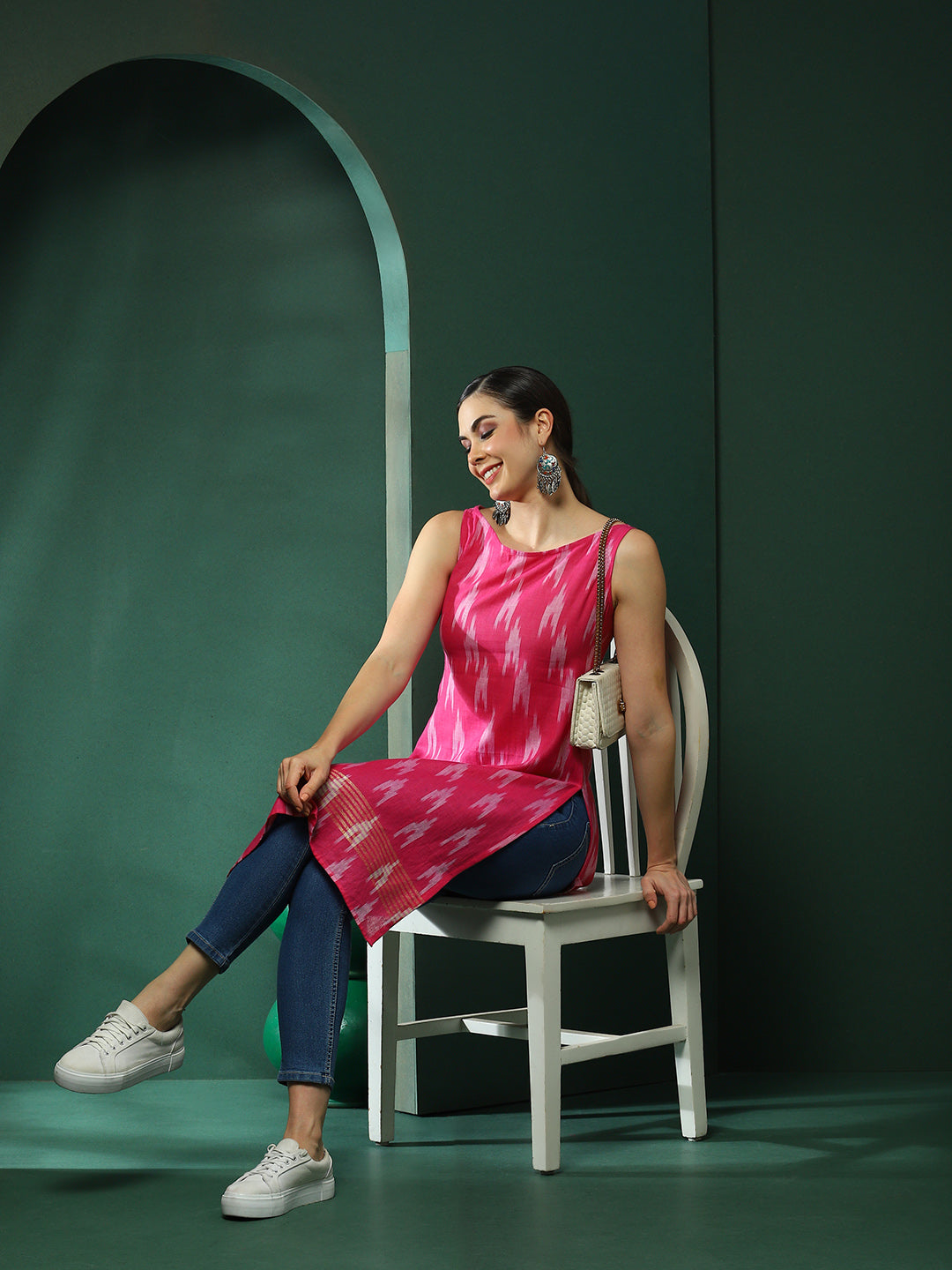 Pink Ikat Print Sleeveless Kurta