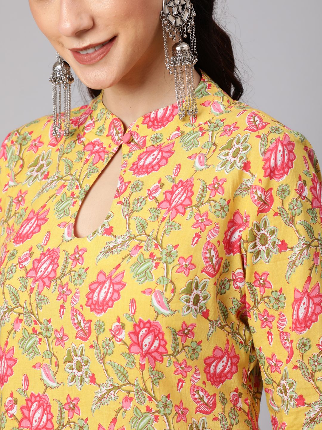 Yellow Floral Print Straight Kurta